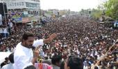 Does even Modi draw crowds like Jagan?