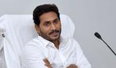 Jagan reverses Naidu's order, allows CBI into AP