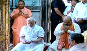 Modi offers prayers at Kashi Vishwanath temple