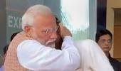 PM Modi gives tight hug to emotional ISRO chief