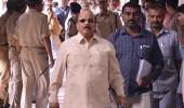 ED raids ex-Karnataka minister Baig in Rs 4000cr scam