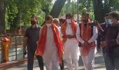 Rahul Visits Temple, Dargah in Kashmir