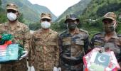 Pak's I-Day: Troops exchange sweets along LoC