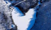 Nature Carves A Frozen Heart