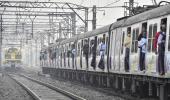 Fully vaccinated Mumbaikars can travel in local trains