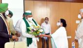 Aiming to 'remove Modi', Mamata meets farmer leaders