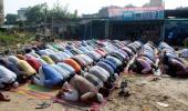 Protest over namaaz by Hindu boys at Gujarat school