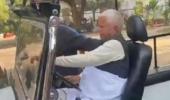 Watch: Lalu flaunts his jeep-driving skills in Patna