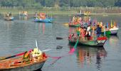 When the Yamuna was draped in saris