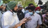 Anti-national, friend of Pak: Amarinder on Sidhu