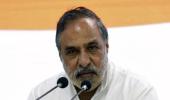 Congress sends Rajeev Shukla to pacify Anand Sharma