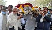 Modi's mother Hiraben dead, PM performs last rites