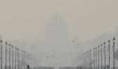 Thick smog in Delhi, air quality dips to 'severe'