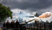 96-round gun salute for Queen as state mourning begins