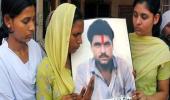 Wife of Sarabjit Singh, who died in Pak jail, killed