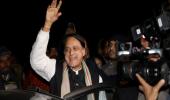 Tharoor to contest Cong poll, Sonia to stay neutral