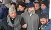 Wearing pheran amid snowfall, Rahul concludes yatra