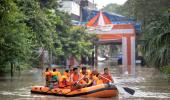 Delhi roads turn into rivers, throw traffic out of gear