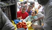 Tomato prices jump to Rs 250/kg in major cities