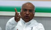 Modi said 'Main akela kaafi hoon', then why...: Kharge