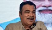 Gadkari shares dais with Digvijaya, praises him for...