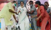 Mumbai police to probe if Mamata insulted anthem