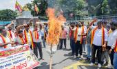 Cauvery protests spread in K'taka, seer joins stir