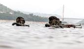 Commandos Conduct Underwater Exercises