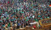 Protesting farmers stopped from marching to Parl