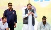 Nitish begged for forgiveness before Lalu: Tejashwi