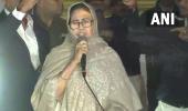 Mamata hurt as car halts suddenly to avoid collision