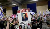 Angry Anti-Netanyahu Protests At Airport