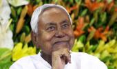 Dhire dhire...: Nitish's cryptic reply on no spl status