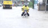 Heavy rains lash Kerala, flood-hit shifted to camps