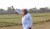 Cong attacks Modi over remarks on Mahatma Gandhi