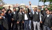 Cash row judge sworn-in 'secretly': Bar Association