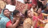 LIVE! Bengal Guv meets family of Murshidabad victims 
