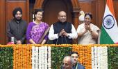 Rs 2,000 cr loss to Delhi govt due to liquor policy: CAG