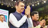 Fadnavis' office receives bomb threat from Pak number