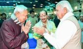 Doors open for you, says Lalu; Nitish smiles at offer