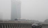 Dense fog delays over 100 flights at Delhi airport