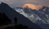 Mt Everest scenic area shut after Tibet earthquake