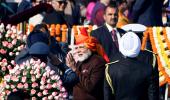 Republic Day: Modi sports red and yellow striped safa