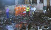 'Wore oxygen masks, used wet clothes to lift bodies'