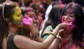 After row, AMU says students can play Holi 'freely'