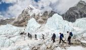 Hiker dies, hundreds stranded on Everest after blizzard