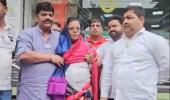Cong neta forced to wear saree by BJP workers for Modi post