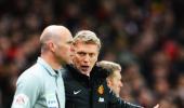 Beleaguered Moyes appeals to United fans for support