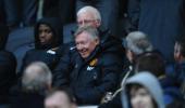 Drunken fan makes emergency call to try to reach Fergie