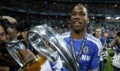 Chelsea re-sign striker Drogba